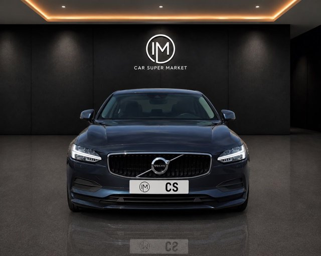 2017 Volvo S90