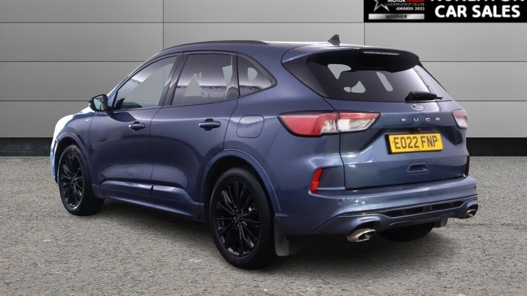 2022 Ford Kuga — image 3