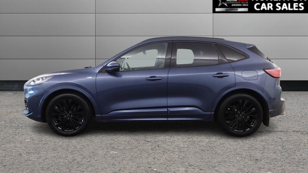 2022 Ford Kuga — image 4