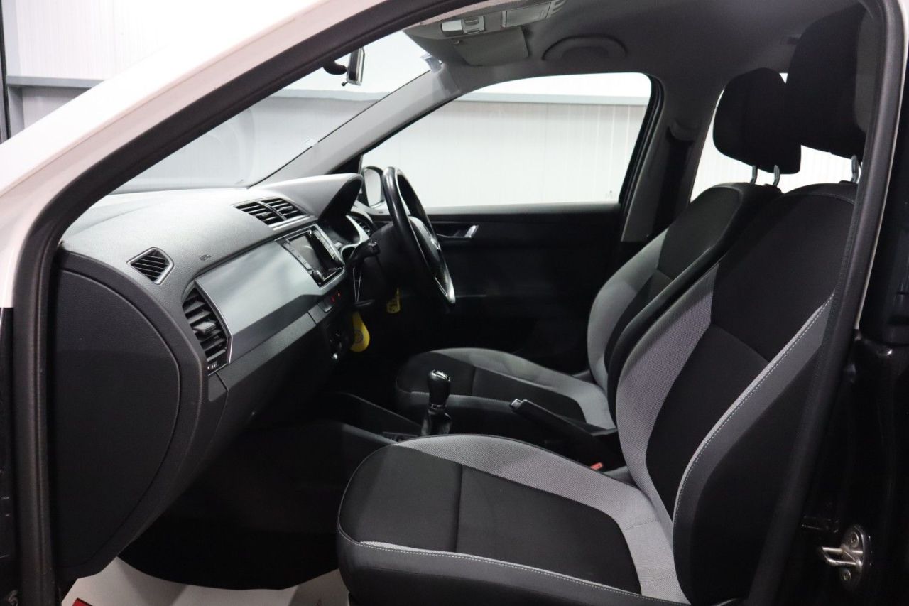 2016 SKODA FABIA 1.0 Colour Edition Hatchback 5dr Petrol Manual Euro 6 (s/s) (75 ps) LOW INS - vehicle photo 34 for sale on PureCar
