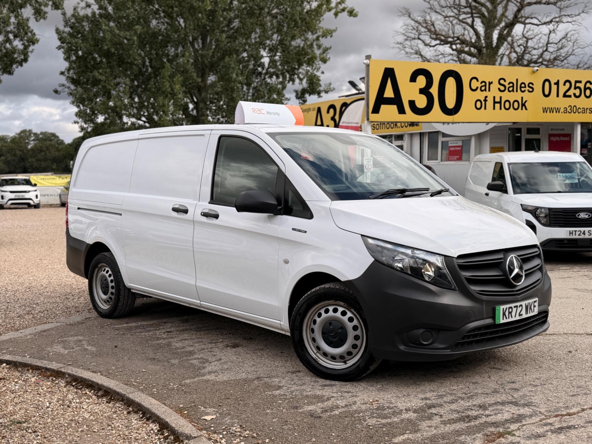 2022 MERCEDES-BENZ VITO