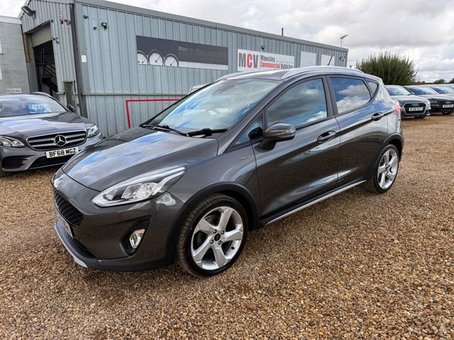 2019 Ford Fiesta — image 1
