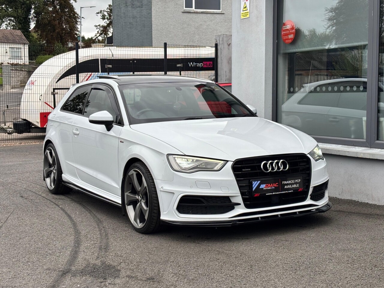 2015 AUDI A3 2.0 TDI S line Hatchback 3dr Diesel S Tronic quattro Euro 6 (s/s) (184 ps) - vehicle photo 4 for sale on PureCar
