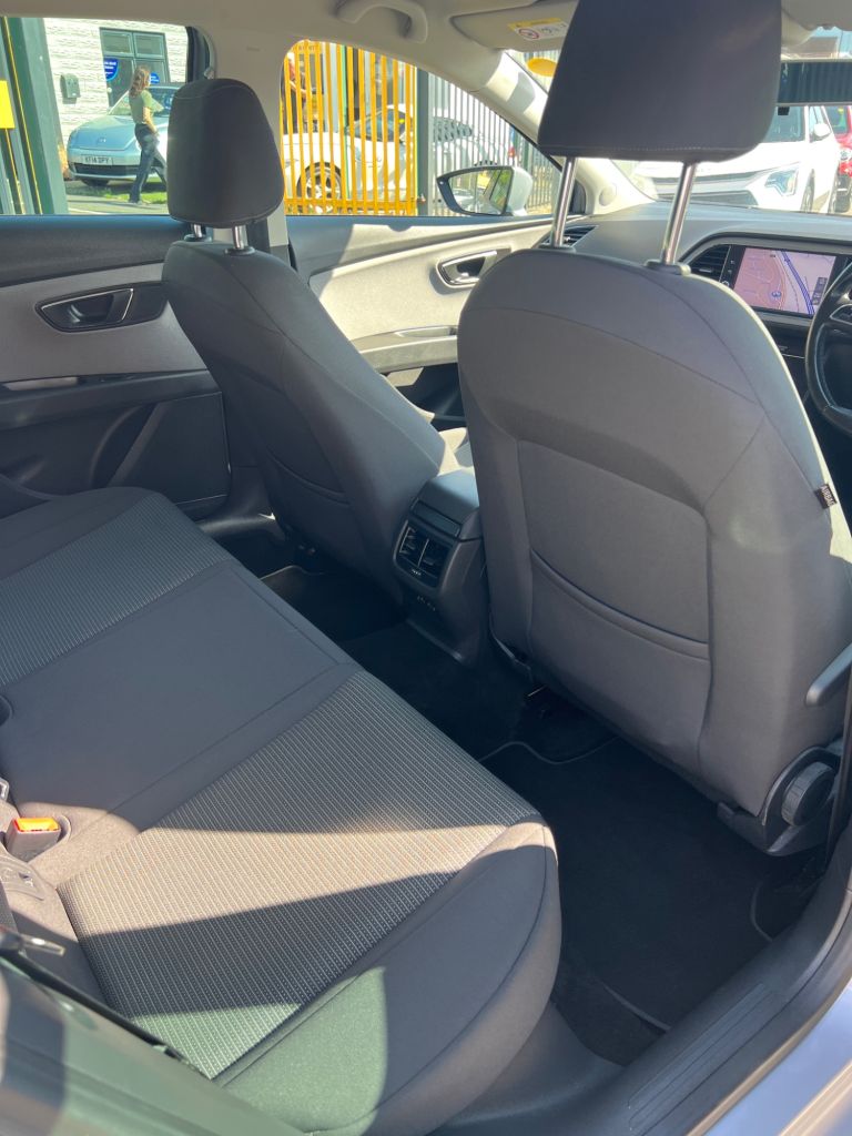 2021 21 SEAT LEON