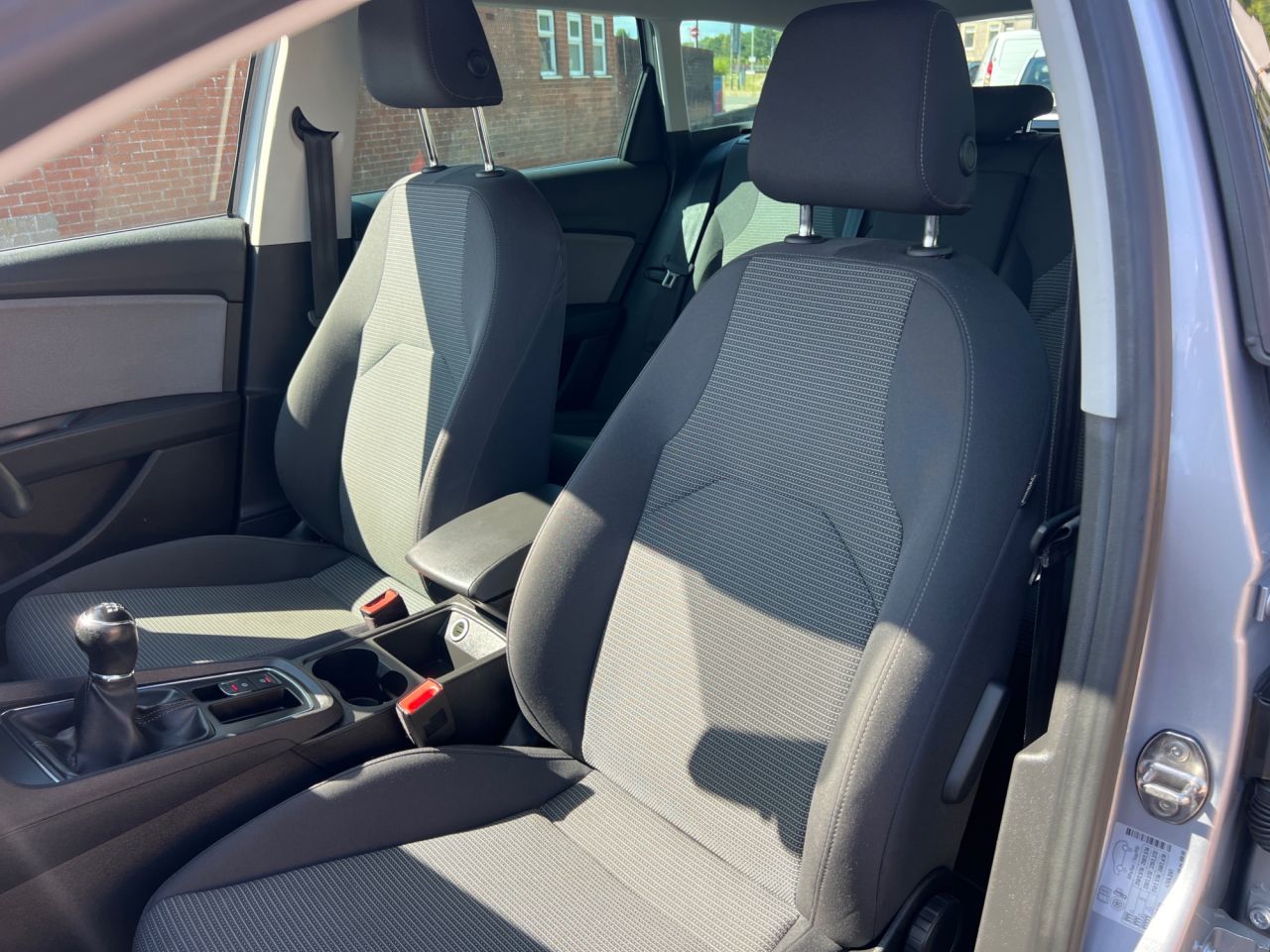 2021 21 SEAT LEON