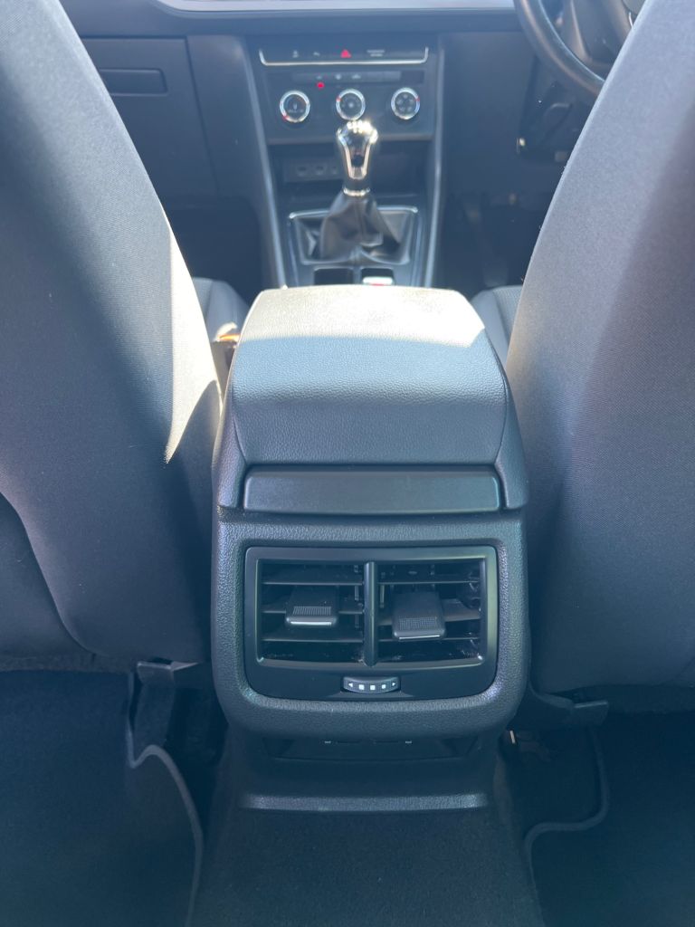 2021 21 SEAT LEON