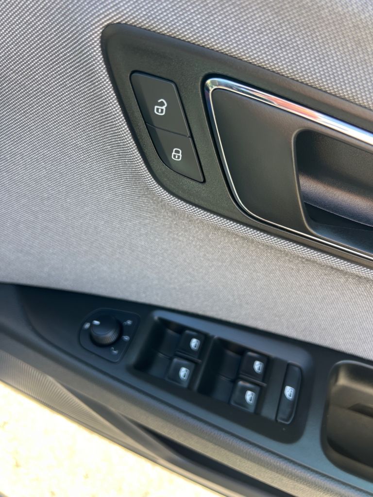 2021 21 SEAT LEON