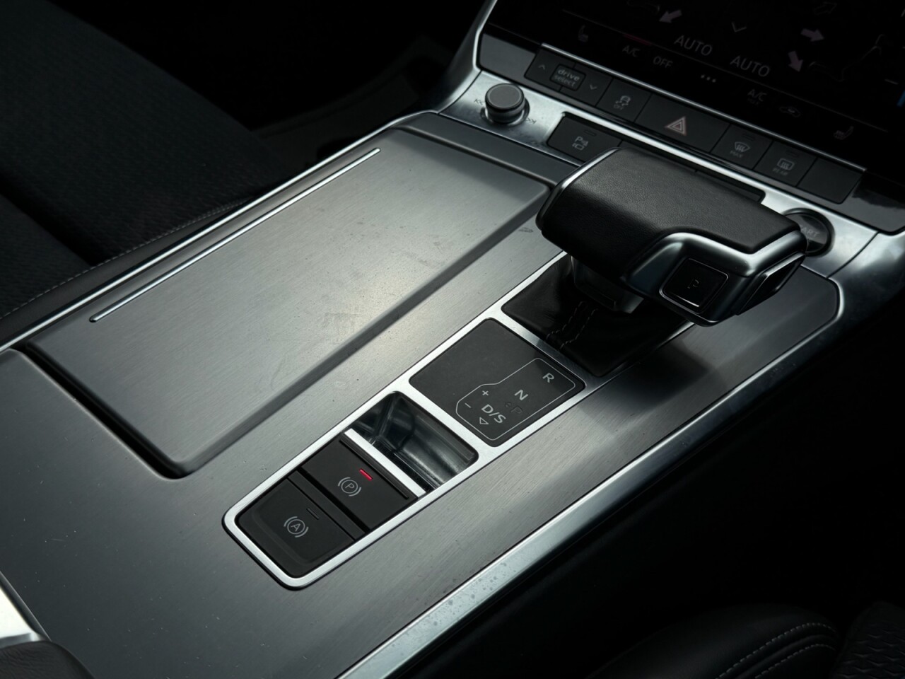 2022 AUDI A6 S Line - vehicle photo 16 for sale on PureCar