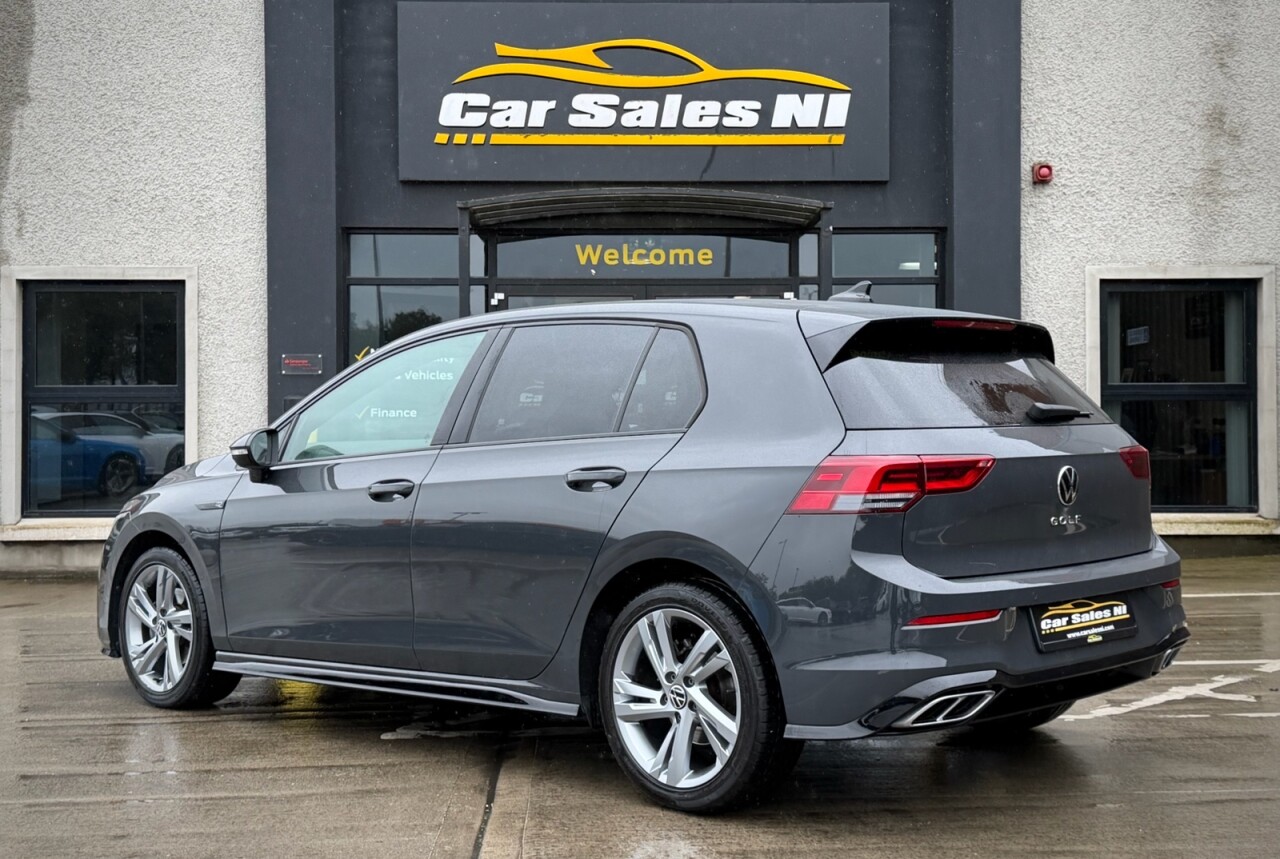 2024 VOLKSWAGEN GOLF 1.5 TSI R-Line Hatchback 5dr Petrol Manual Euro 6 (s/s) (130 ps) - vehicle photo 4 for sale on PureCar