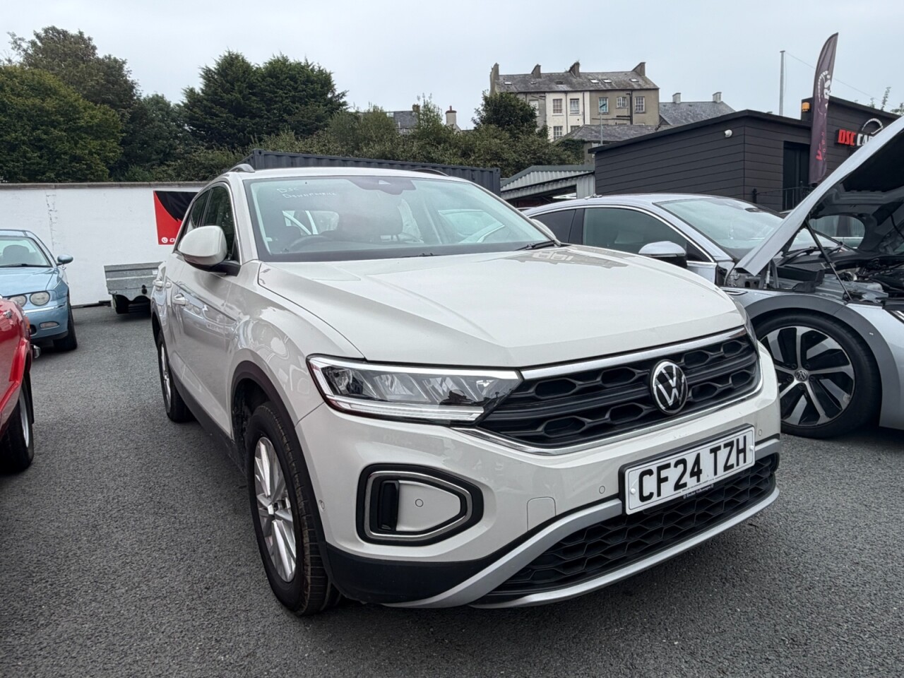 2024 VOLKSWAGEN T-ROC 1.0 TSI Life SUV 5dr Petrol Manual Euro 6 (s/s) (115 ps) - vehicle photo 3 for sale on PureCar