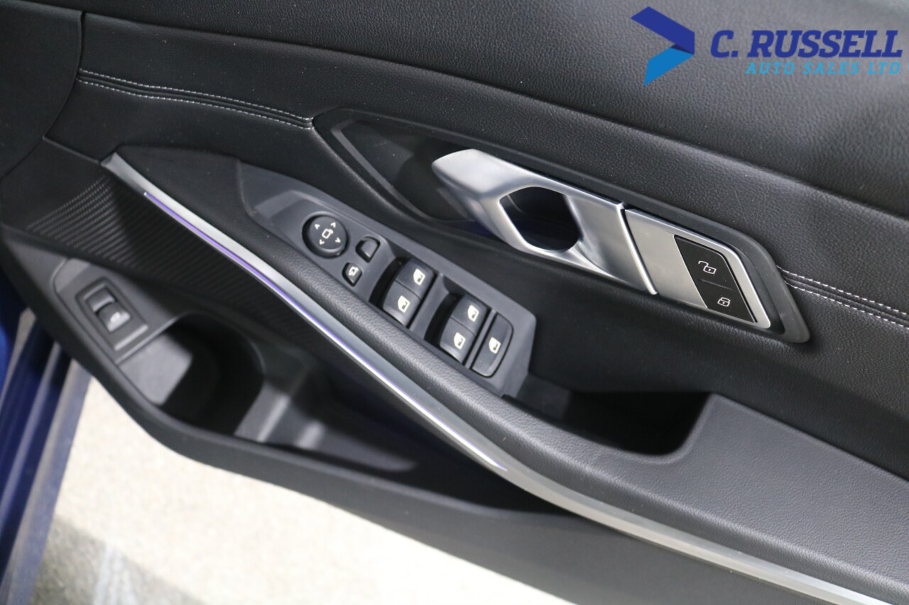2021 BMW 3 SERIES 2.0 320i Sport Pro Touring 5dr Petrol Auto Euro 6 (s/s) (184 ps) - vehicle photo 30 for sale on PureCar