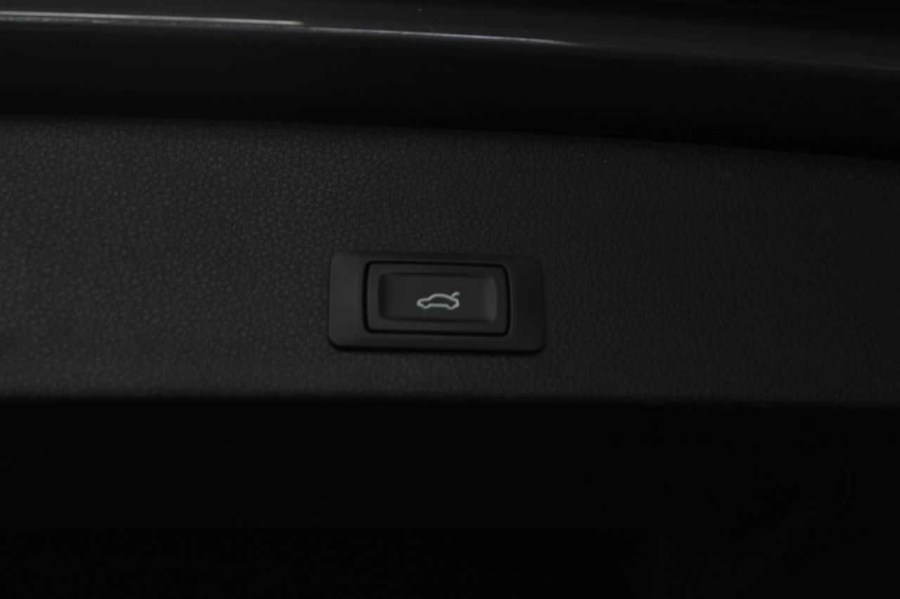 2019 19 AUDI Q2