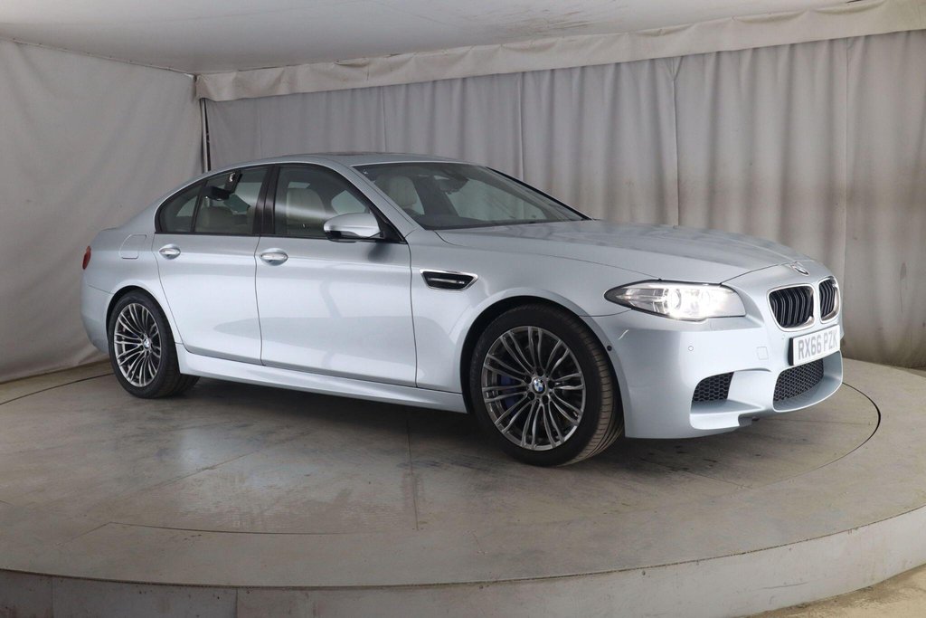 2016 BMW M5
