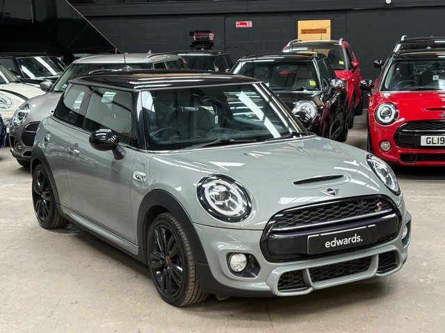 2018 MINI HATCH