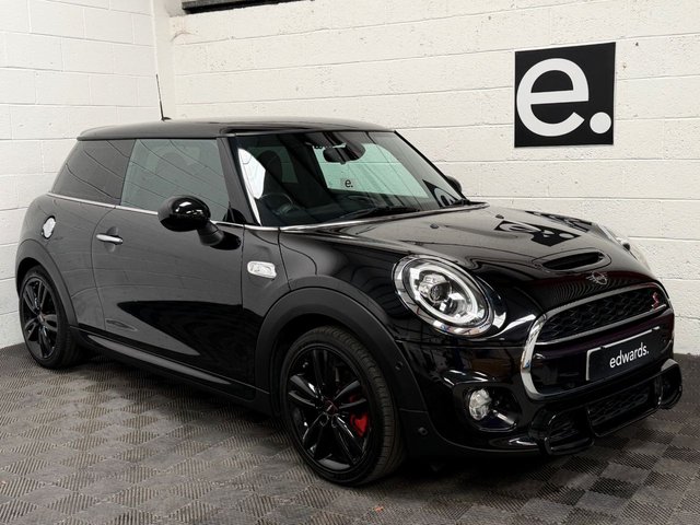2018 MINI HATCH