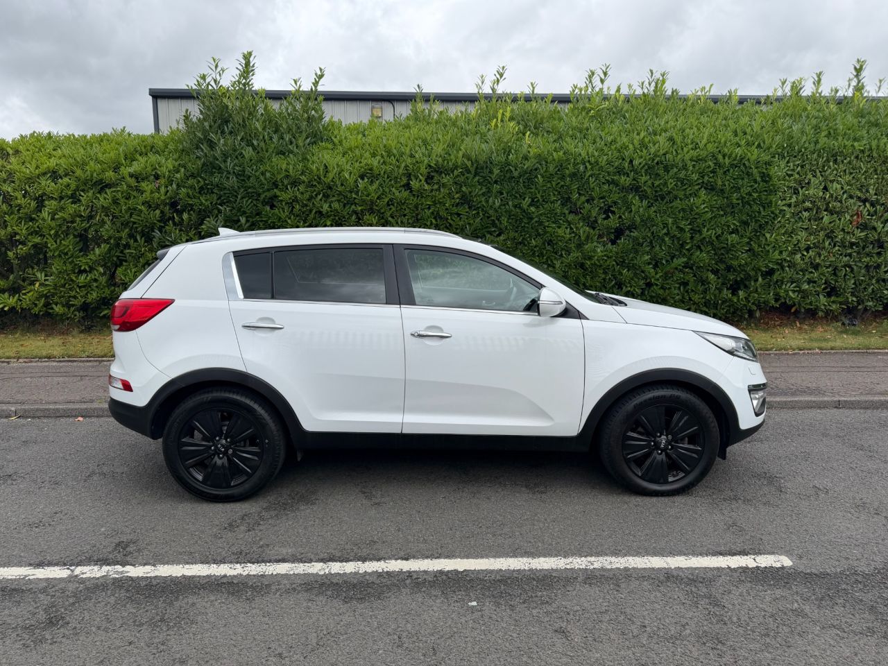 2014 KIA SPORTAGE 1.7 CRDi EcoDynamics 3 SUV 5dr Diesel Manual 2WD Euro 5 (s/s) (114 bhp) - vehicle photo 4 for sale on PureCar