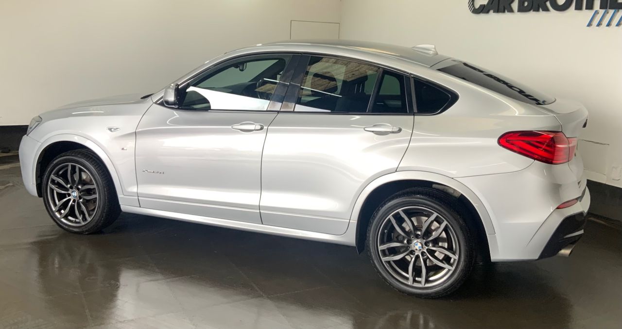 2017 BMW X4 JUST THROUGH OUR WORKSHOP PARTIAL SERVICE HISTORY 2 KEYS FOUR WHEEL DRIVE PARKING SENSORS REVERSE CAMERA HEATED SEATS POWER TAILGATE MOT'D TO JUNE 2027 - vehicle photo 8 for sale on PureCar