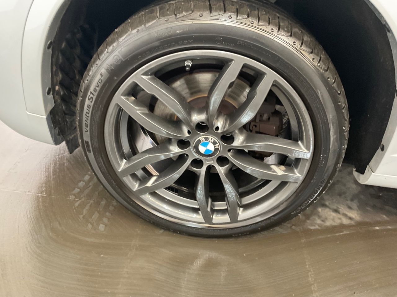 2017 BMW X4 JUST THROUGH OUR WORKSHOP PARTIAL SERVICE HISTORY 2 KEYS FOUR WHEEL DRIVE PARKING SENSORS REVERSE CAMERA HEATED SEATS POWER TAILGATE MOT'D TO JUNE 2027 - vehicle photo 28 for sale on PureCar