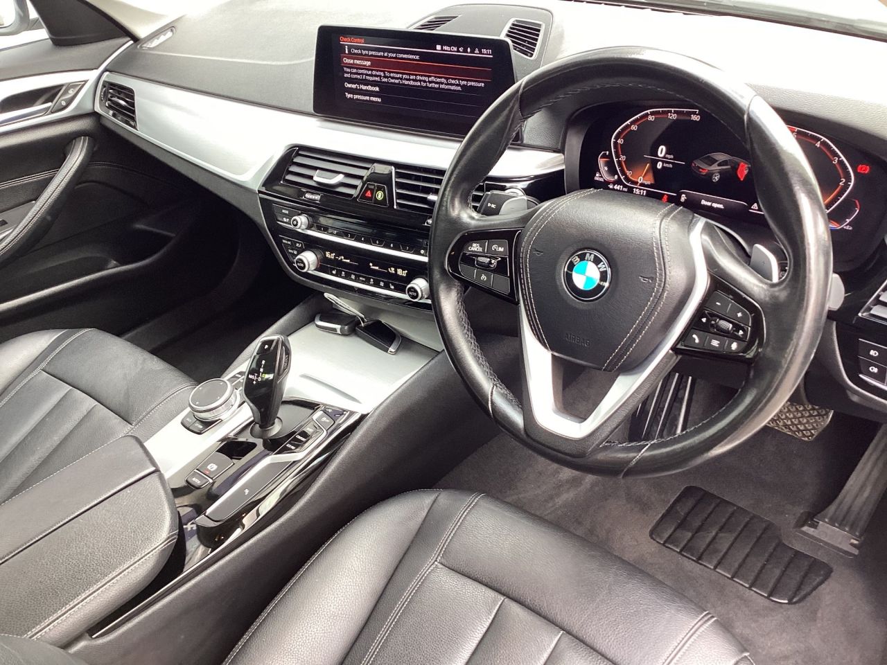 2020 BMW 5 SERIES 2.0 520d MHT SE Saloon 4dr Diesel Hybrid Auto Euro 6 (s/s) (190 ps) 1 owner - vehicle photo 12 for sale on PureCar