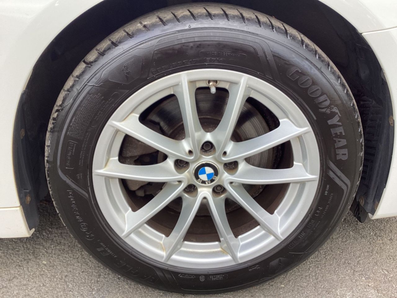 2020 BMW 5 SERIES 2.0 520d MHT SE Saloon 4dr Diesel Hybrid Auto Euro 6 (s/s) (190 ps) 1 owner - vehicle photo 22 for sale on PureCar