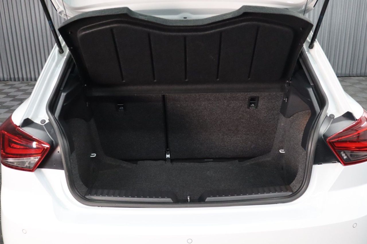 2021 SEAT IBIZA 1.0 TSI XCELLENCE Hatchback 5dr Petrol Manual Euro 6 (s/s) (110 ps) FULL YE - vehicle photo 19 for sale on PureCar
