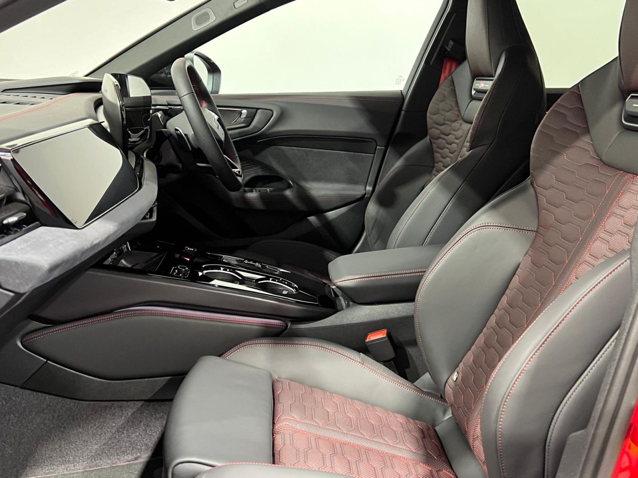 2026 AUDI RS 5 2.9l 5dr Auto 630 BHP Neodyme Alloys, Launch Edition - vehicle photo 3 for sale on PureCar
