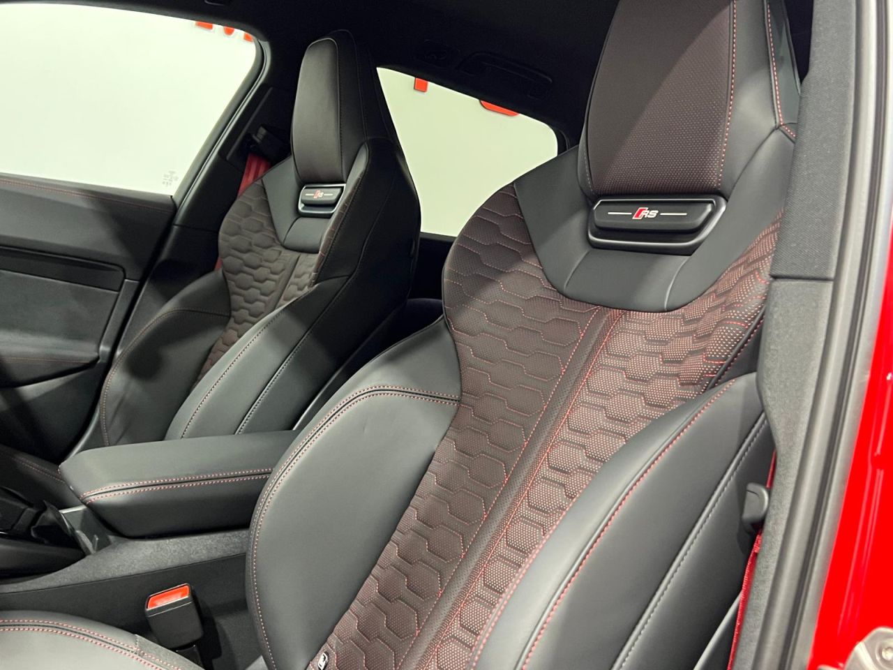 2026 AUDI RS 5 2.9l 5dr Auto 630 BHP Neodyme Alloys, Launch Edition - vehicle photo 13 for sale on PureCar