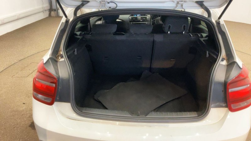 2013 BMW 1 Series in white — photo 12 of 12