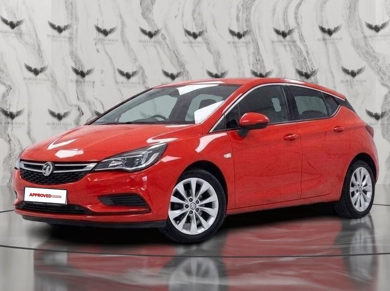 2017 Vauxhall Astra in red — photo 3 of 16