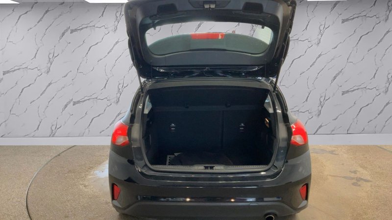 2019 Ford Focus in black — photo 13 of 13