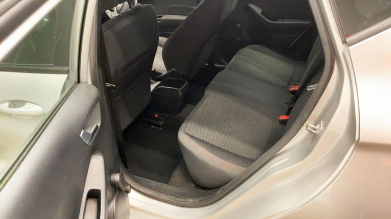 2018 Ford Fiesta in silver — photo 10 of 12