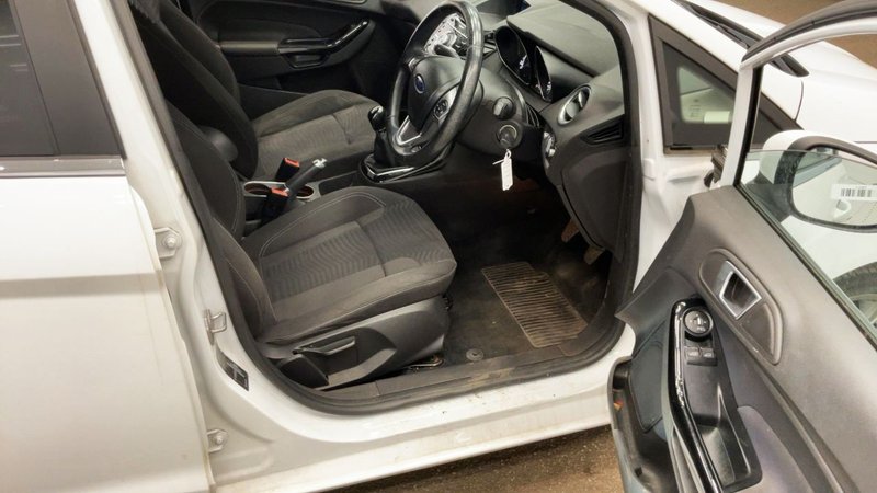 2013 Ford Fiesta in white — photo 8 of 12