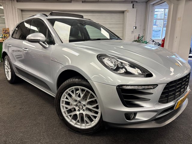 2015 Porsche Macan