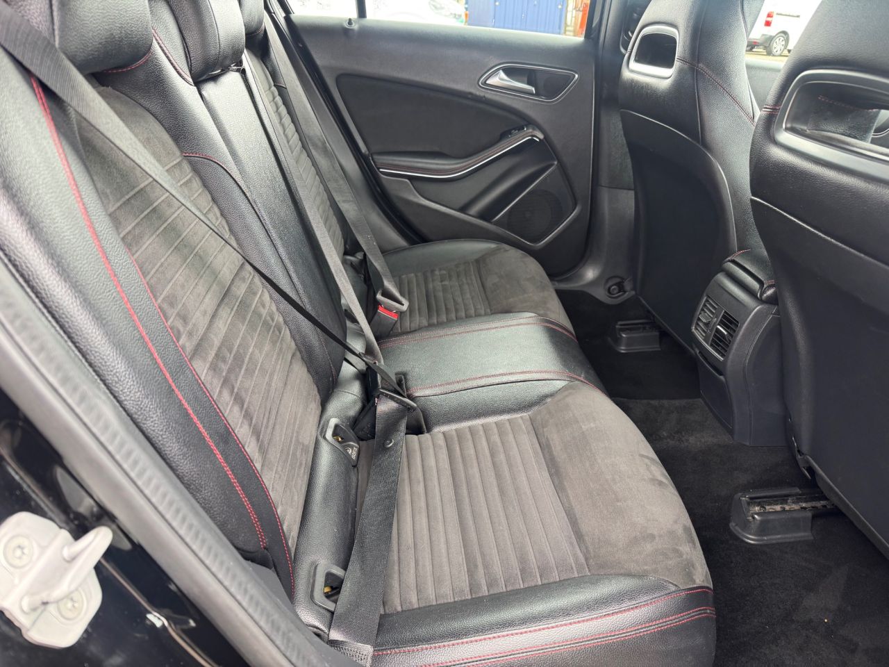 2017 MERCEDES A CLASS 1.5 A180d AMG Line Hatchback 5dr Diesel Manual Euro 6 (s/s) (109 ps) - vehicle photo 11 for sale on PureCar