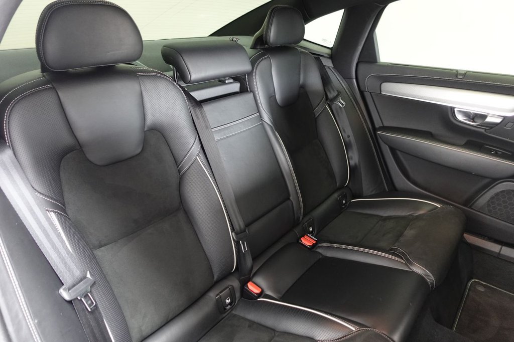 2019 Volvo S90 — image 11