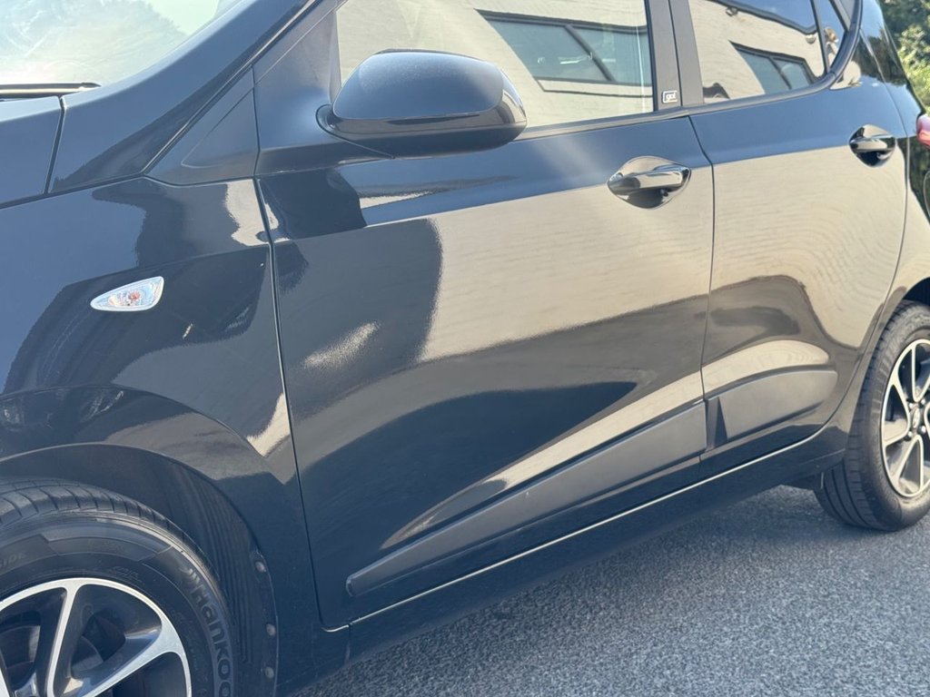 2019 Hyundai i10 — image 12