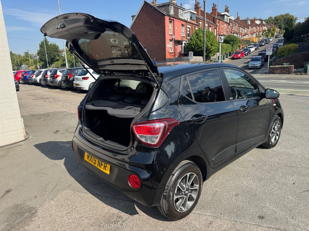 2019 Hyundai i10 — image 18