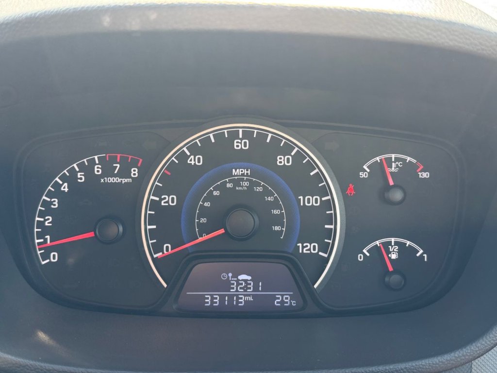 2019 Hyundai i10 — image 30