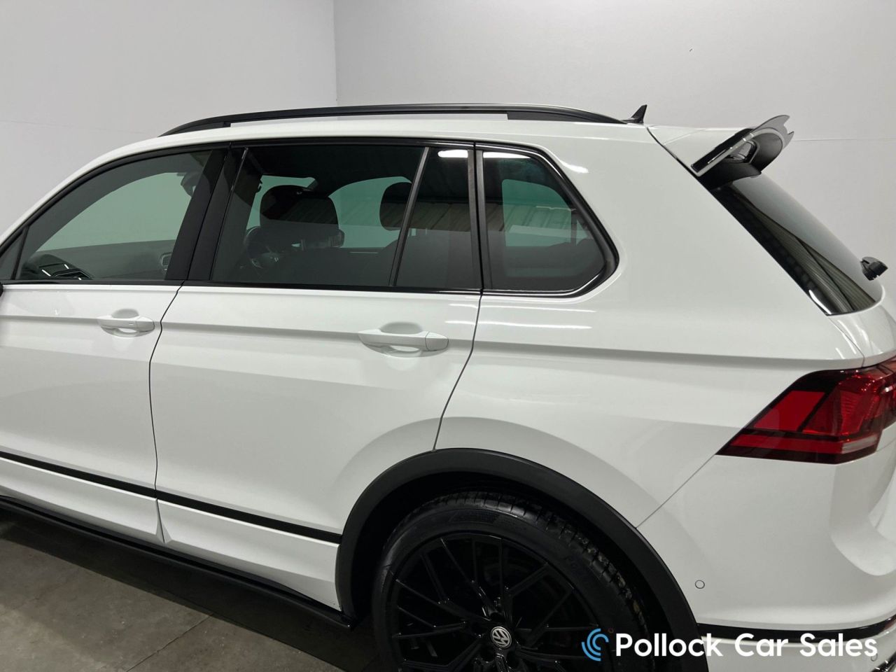 2021 VOLKSWAGEN TIGUAN 1.5 TSI R-Line SUV 5dr Petrol DSG Euro 6 (s/s) (150 ps) 21",Aero Kit,FVWSH, - vehicle photo 18 for sale on PureCar