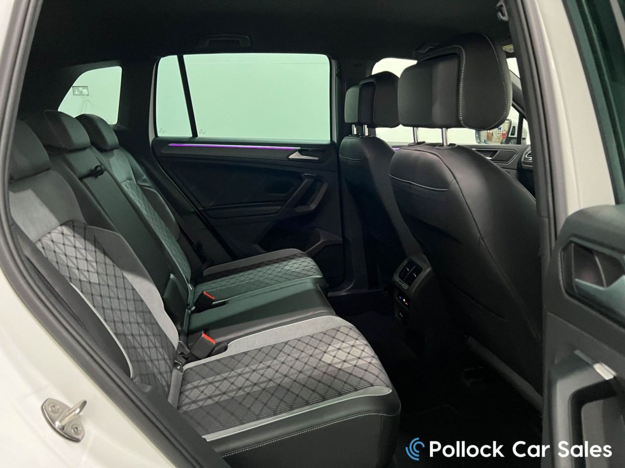 2021 VOLKSWAGEN TIGUAN 1.5 TSI R-Line SUV 5dr Petrol DSG Euro 6 (s/s) (150 ps) 21",Aero Kit,FVWSH, - vehicle photo 41 for sale on PureCar
