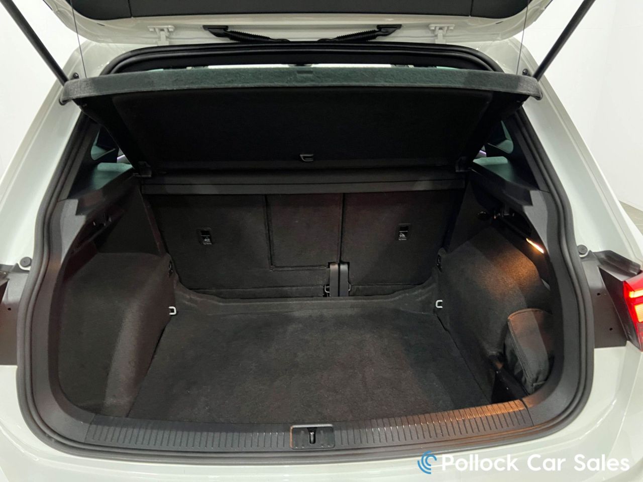 2021 VOLKSWAGEN TIGUAN 1.5 TSI R-Line SUV 5dr Petrol DSG Euro 6 (s/s) (150 ps) 21",Aero Kit,FVWSH, - vehicle photo 61 for sale on PureCar
