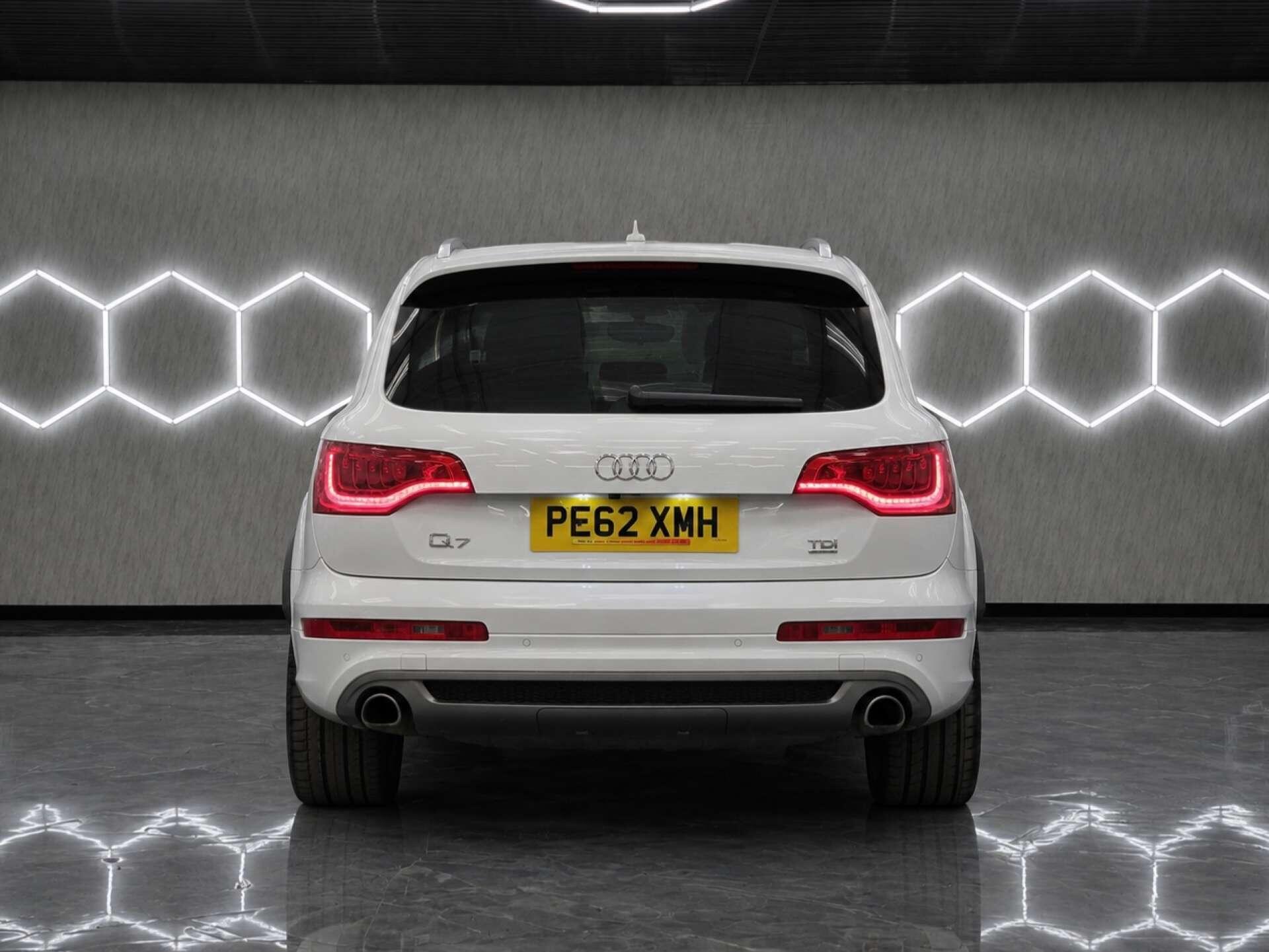 2012 62 AUDI Q7