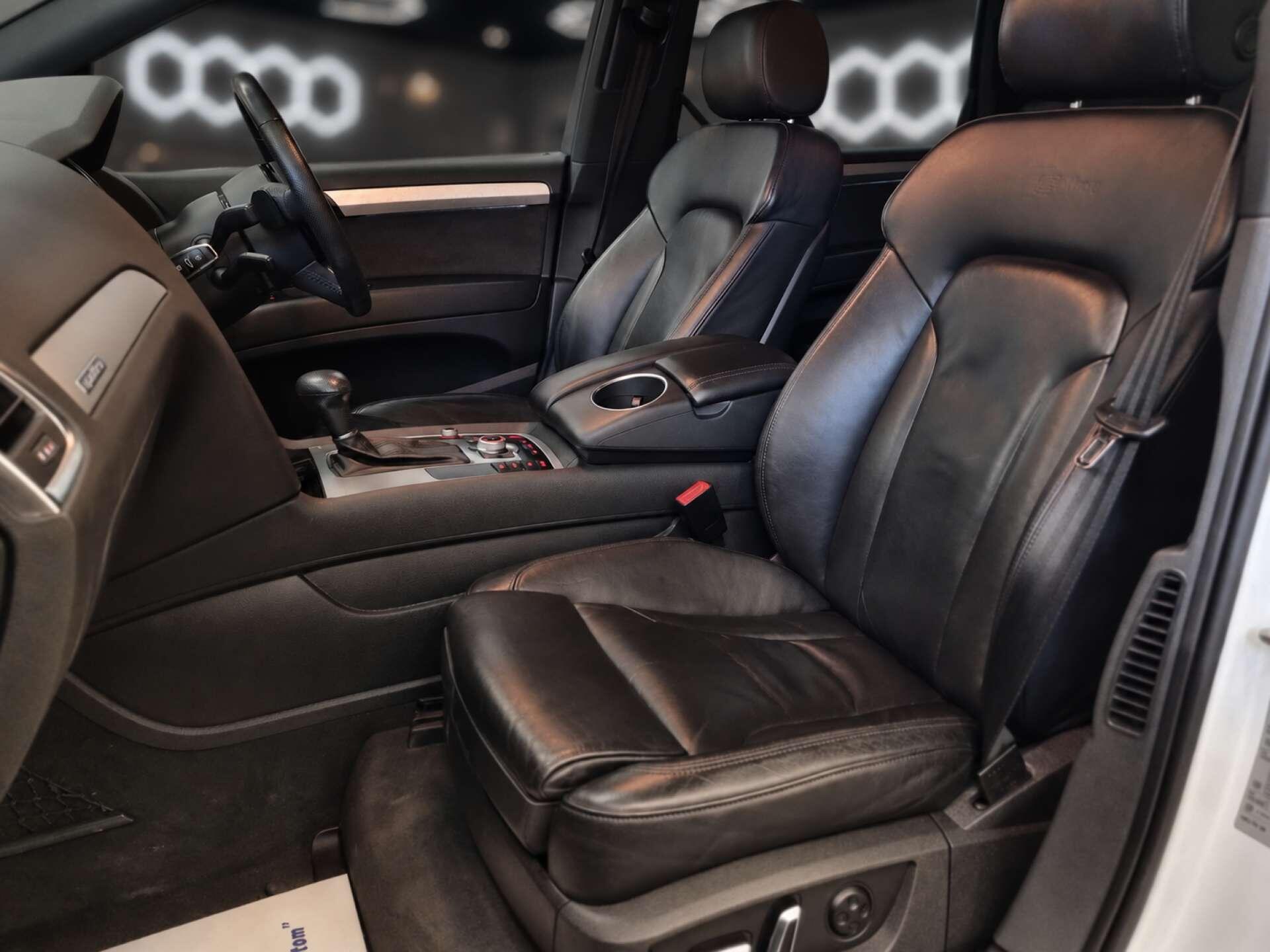 2012 62 AUDI Q7