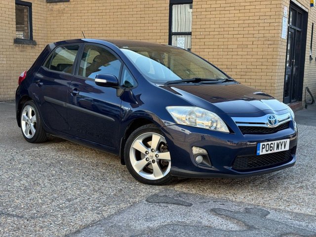 2011 Toyota Auris