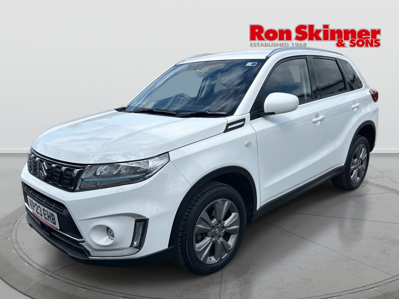 2023 23 SUZUKI VITARA
