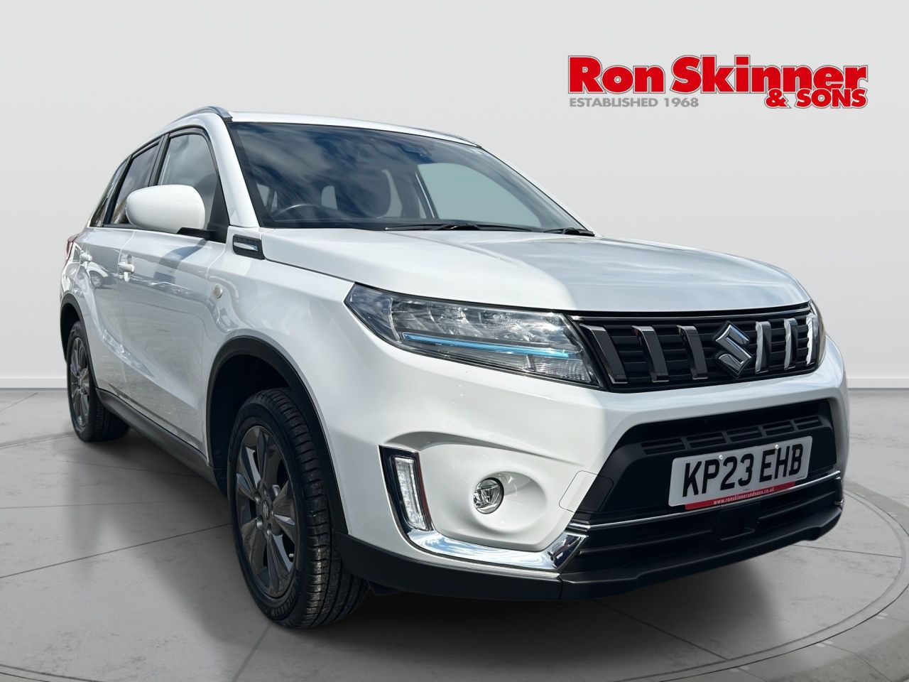 2023 23 SUZUKI VITARA