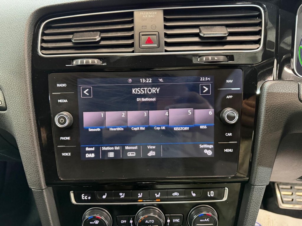 2018 Volkswagen Golf — image 7