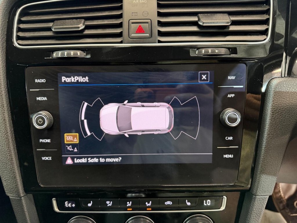 2018 Volkswagen Golf — image 9