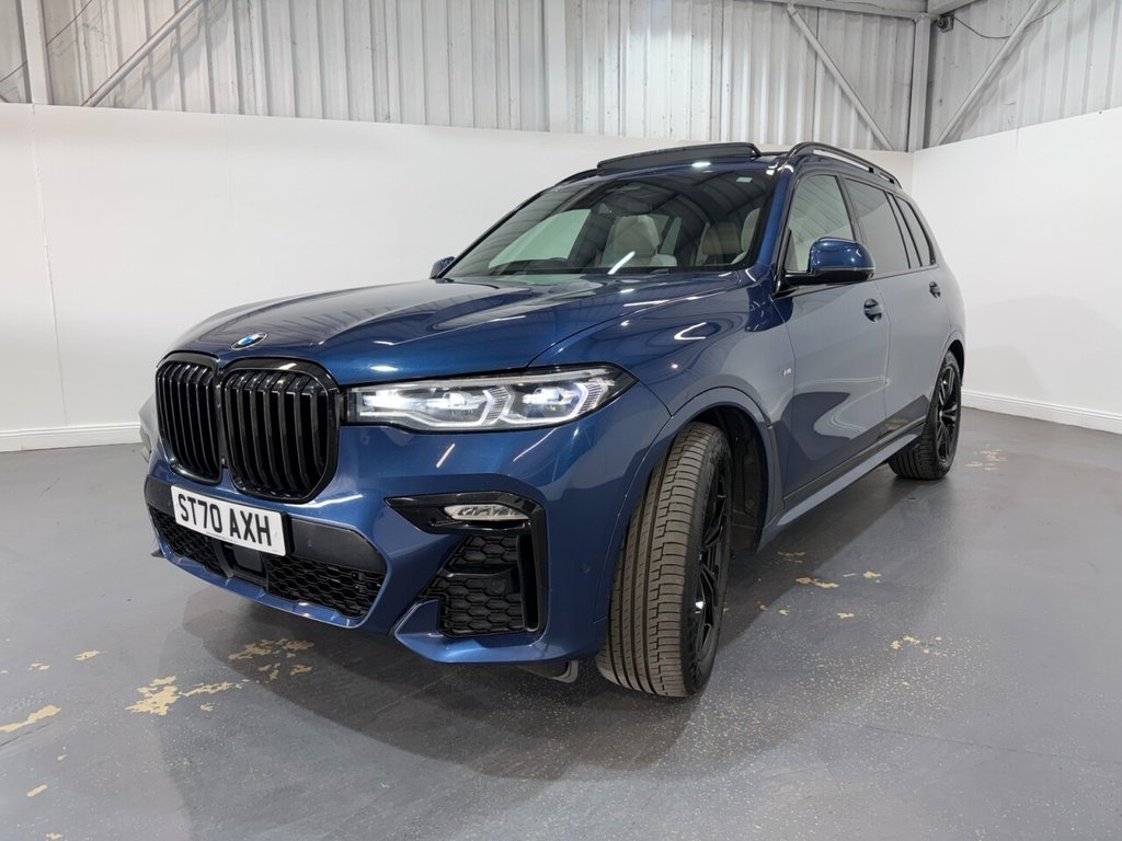2020 BMW X7 — image 3