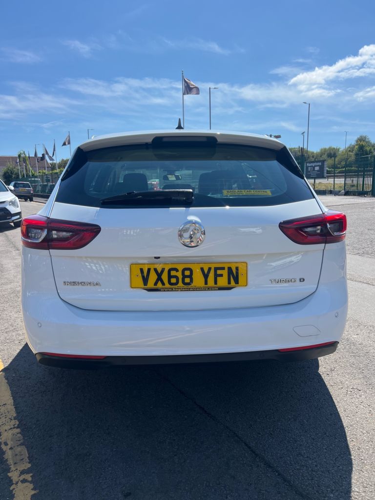 2018 68 VAUXHALL INSIGNIA